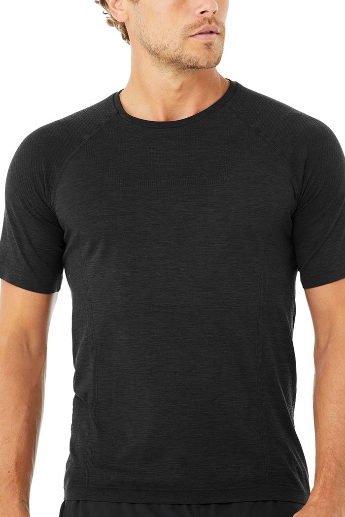 Alo Yoga Amplify Seamless Tee Short Sleeve Herr Svarta | 6238091-OA