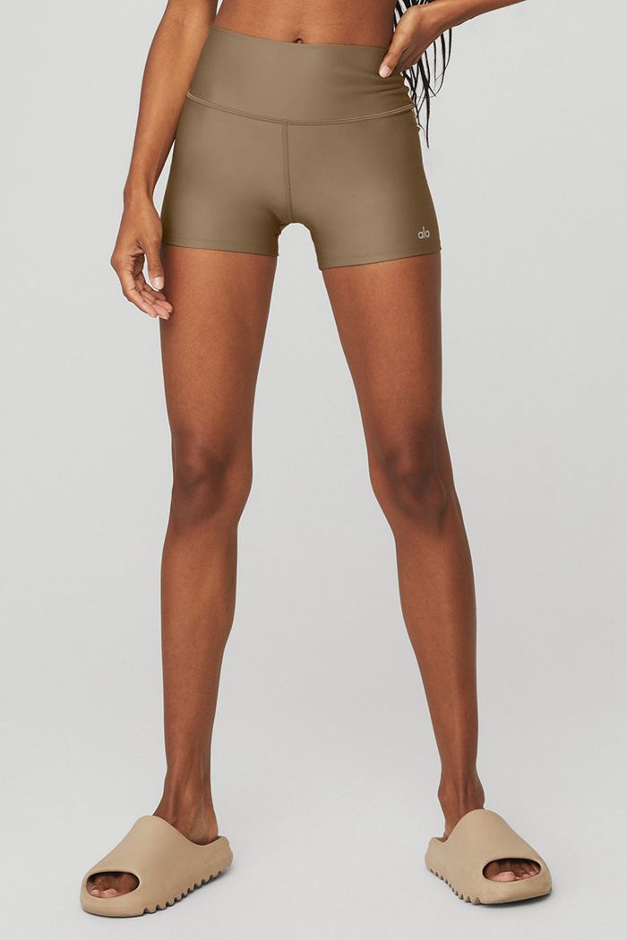 Alo Yoga High-Midja Airlift Short Dam Bruna | 8965147-FO