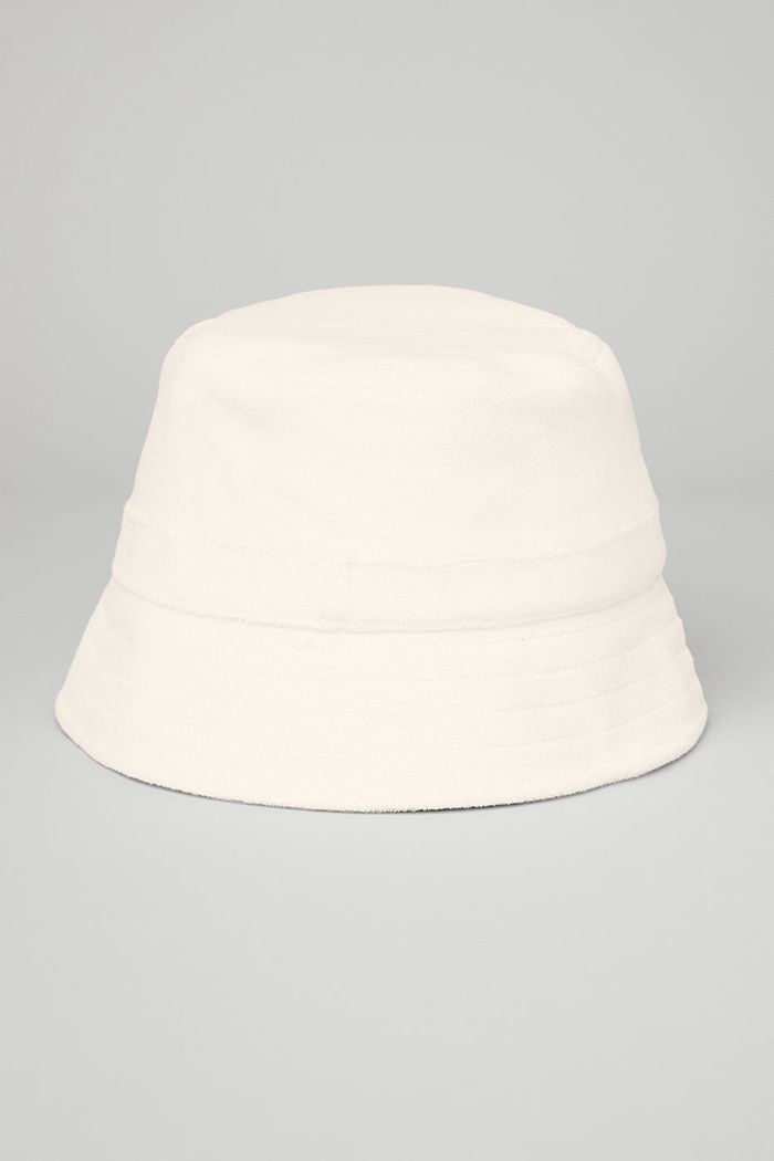 Alo Yoga Terry Beachside Bucket Hatt Dam Vita | 7893052-OW